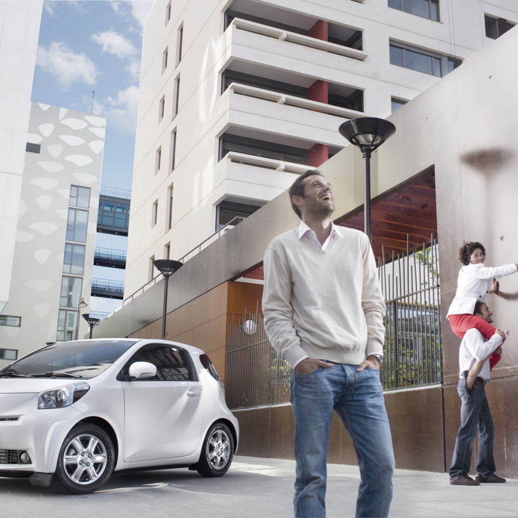 Тойота Ай Кью