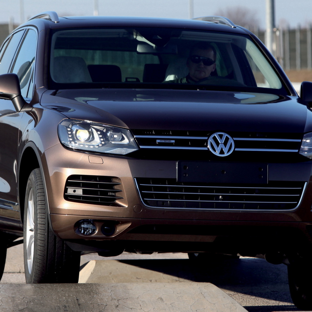 Волксваген Туарег Гибрид