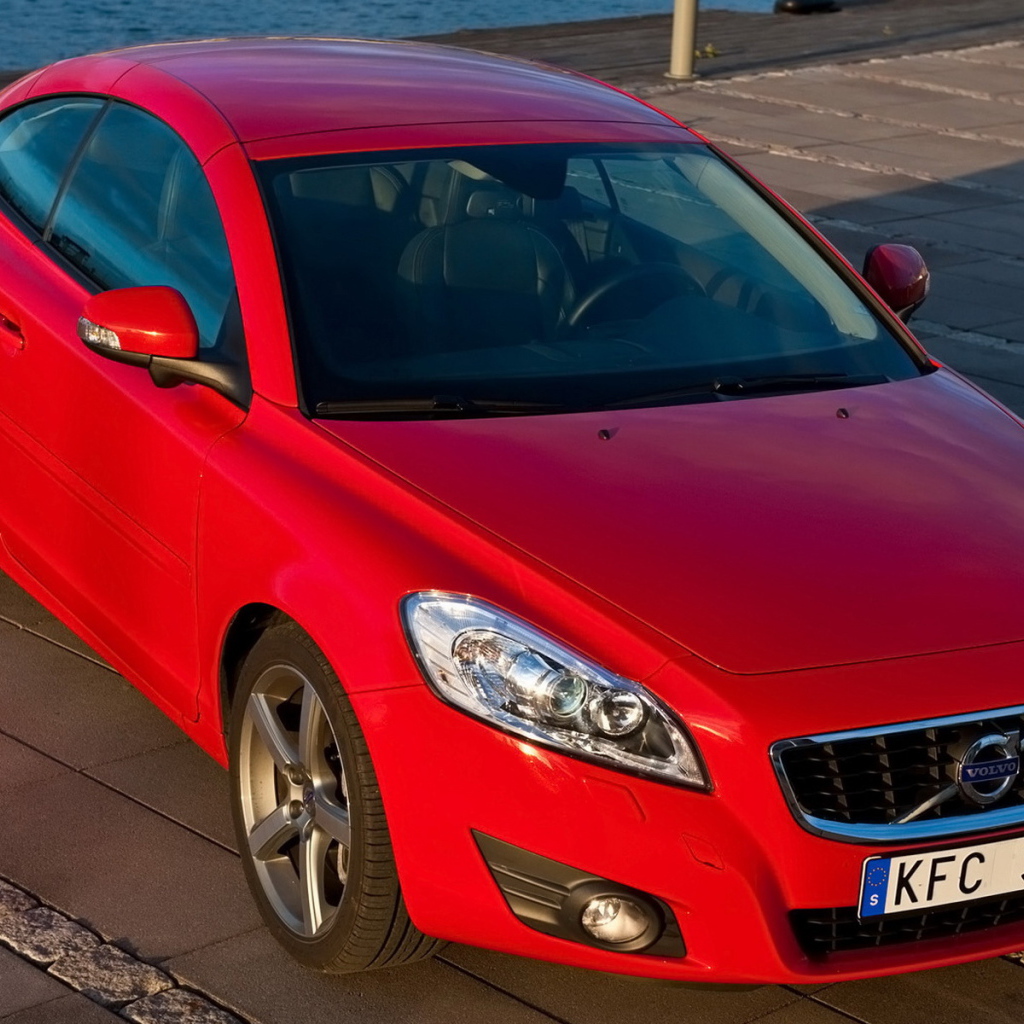 Новый Вольво С70