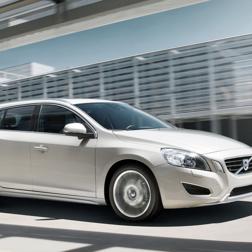 Вольво В60