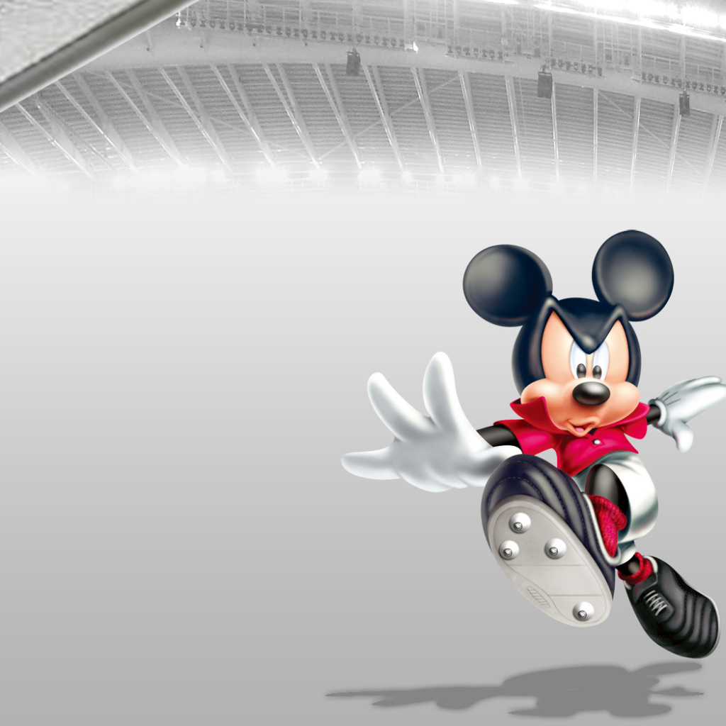 Микки Маус футболист