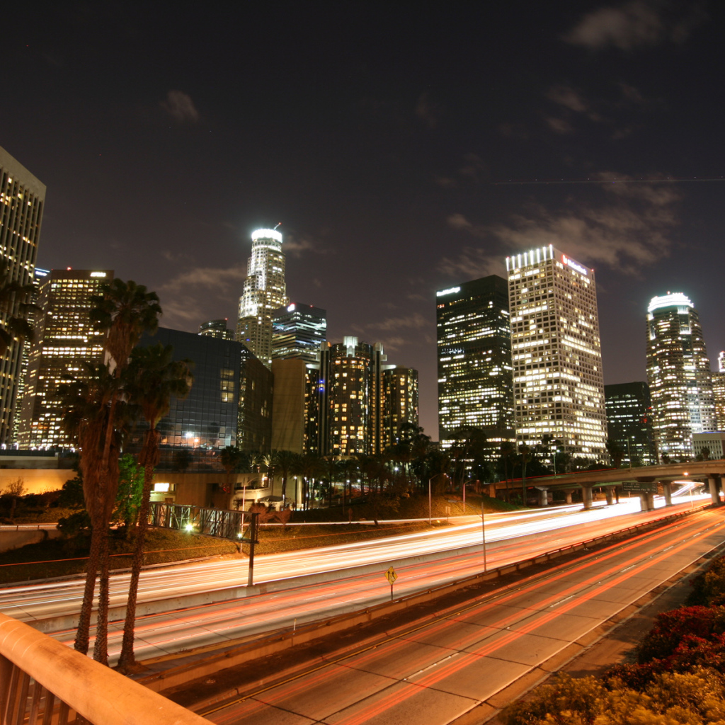 Ночной мегаполис