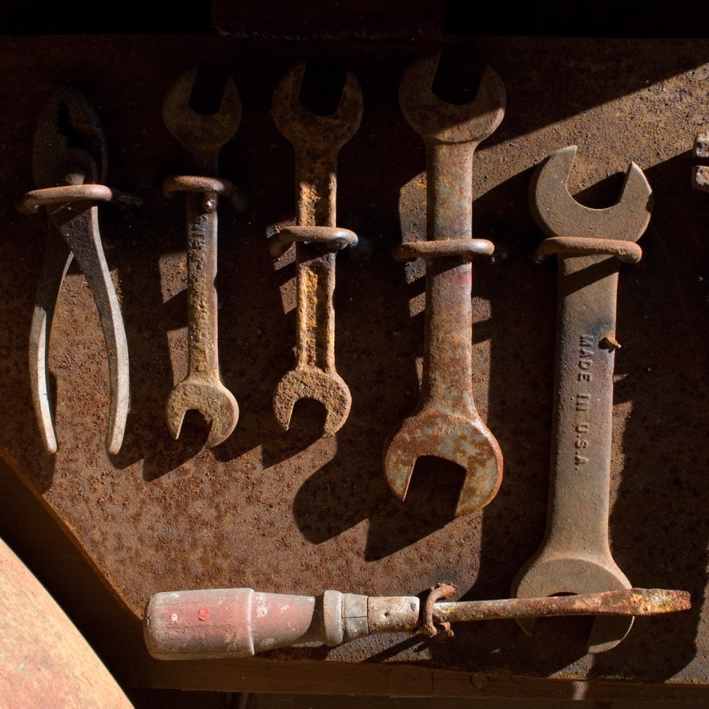 Инструменты