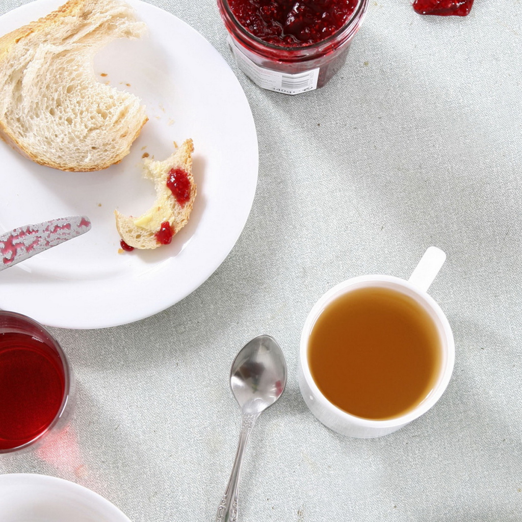 Завтрак с джемом