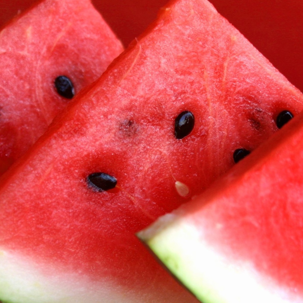 Кусочки сочного арбуза