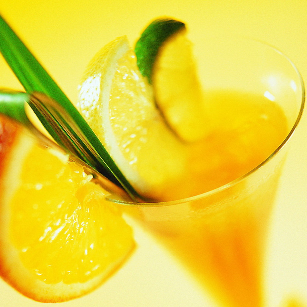 Оранжевый коктейль