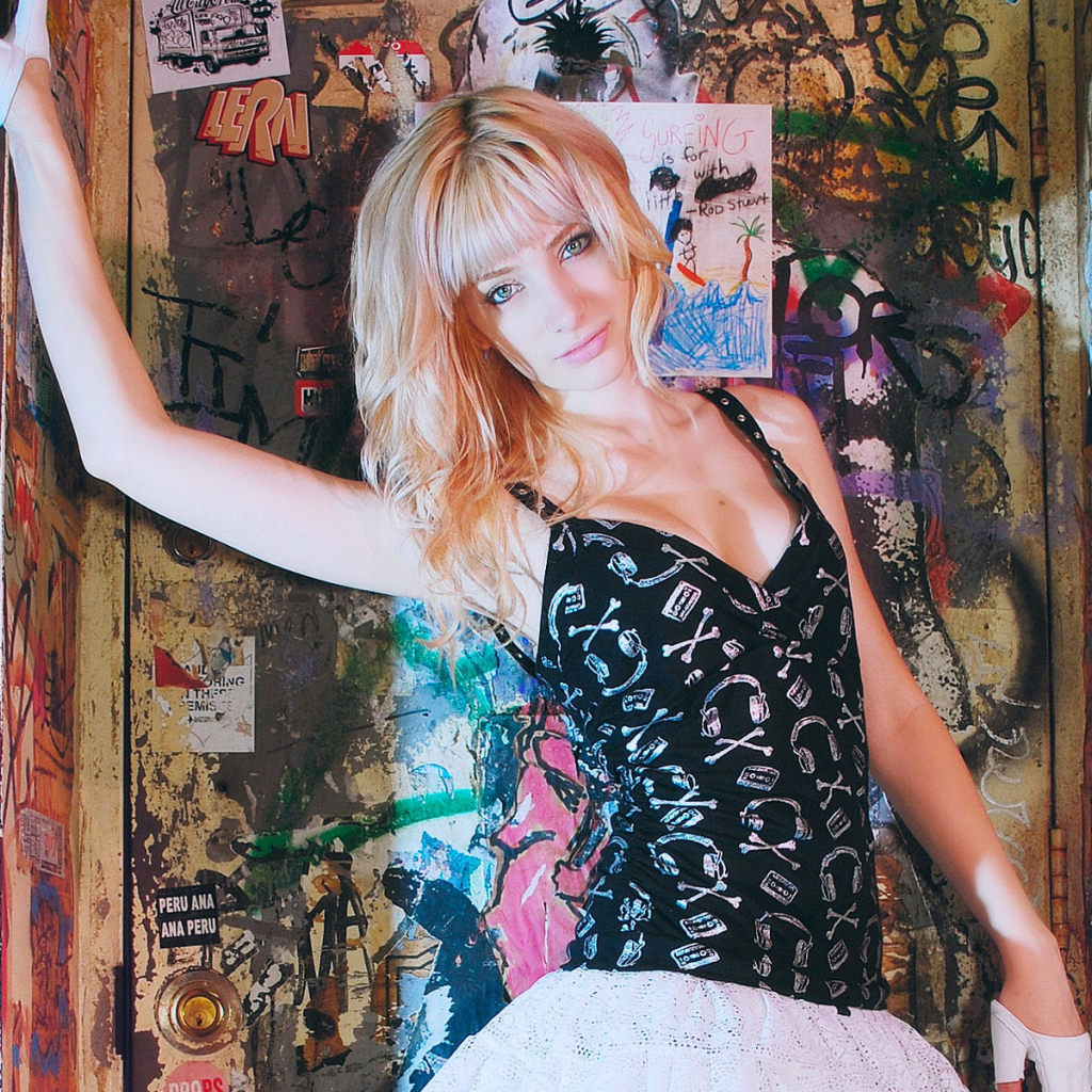 Модель Сьюзан Кофи