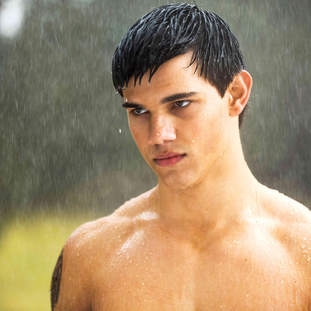 Tейлор Лотнер