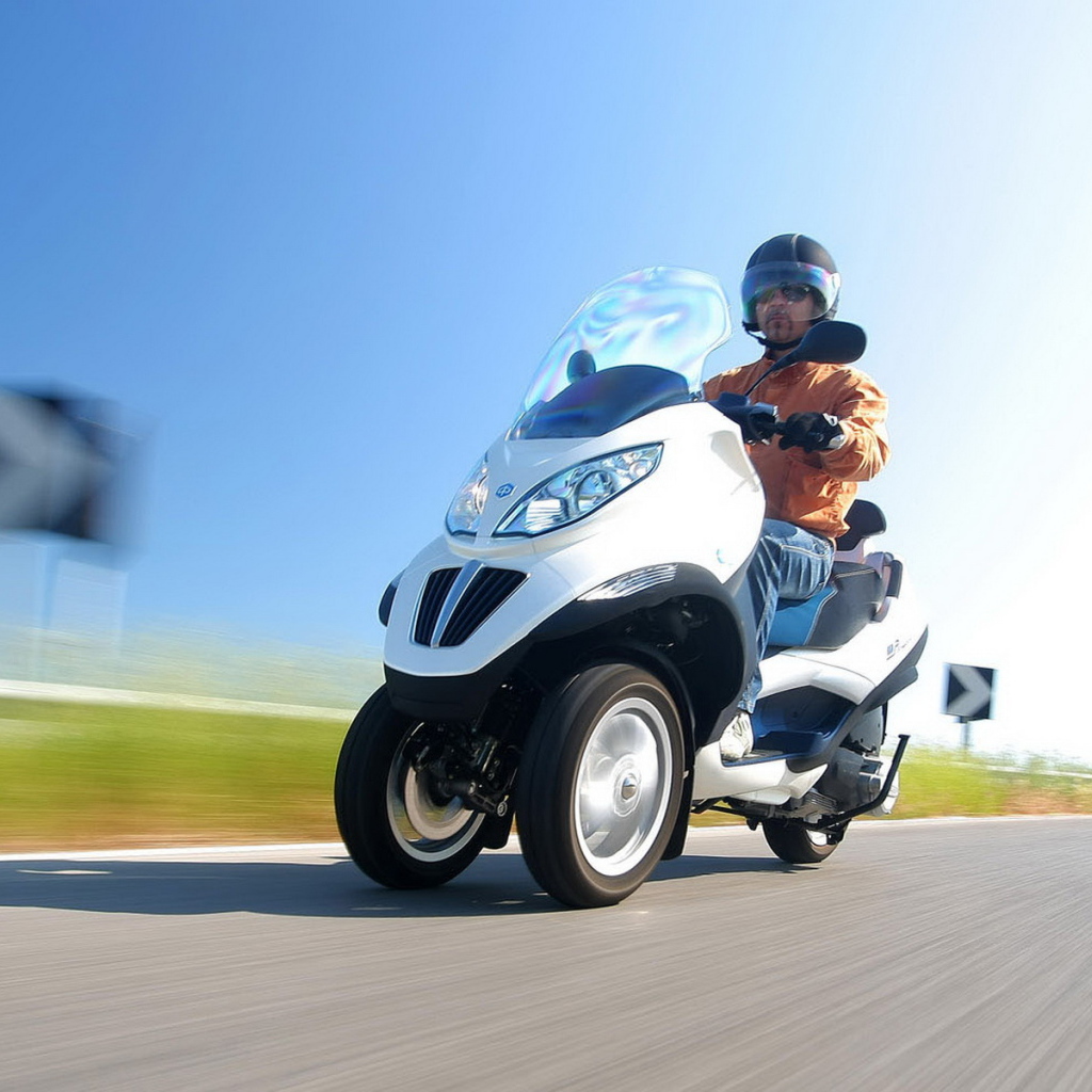 Piaggio MP3 Hybrid