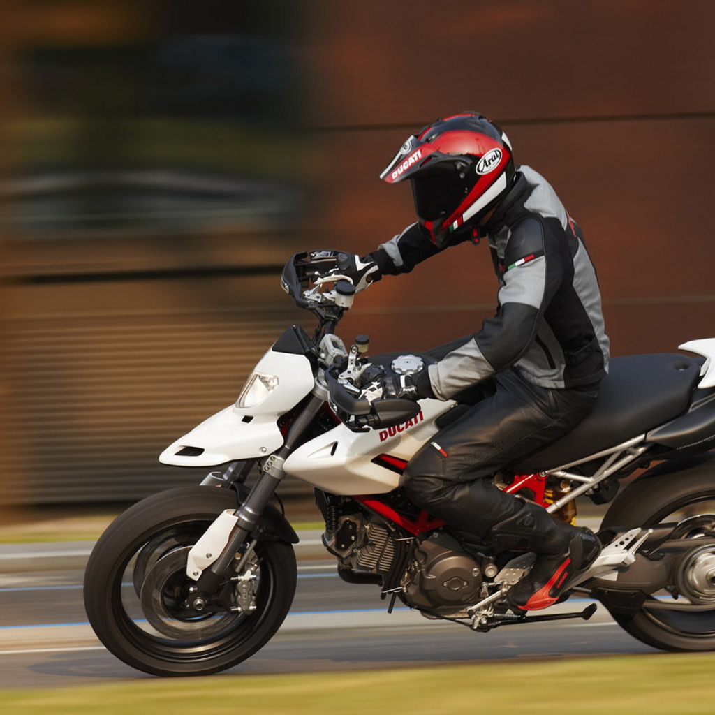 Ducati HyperMotard 1100xx