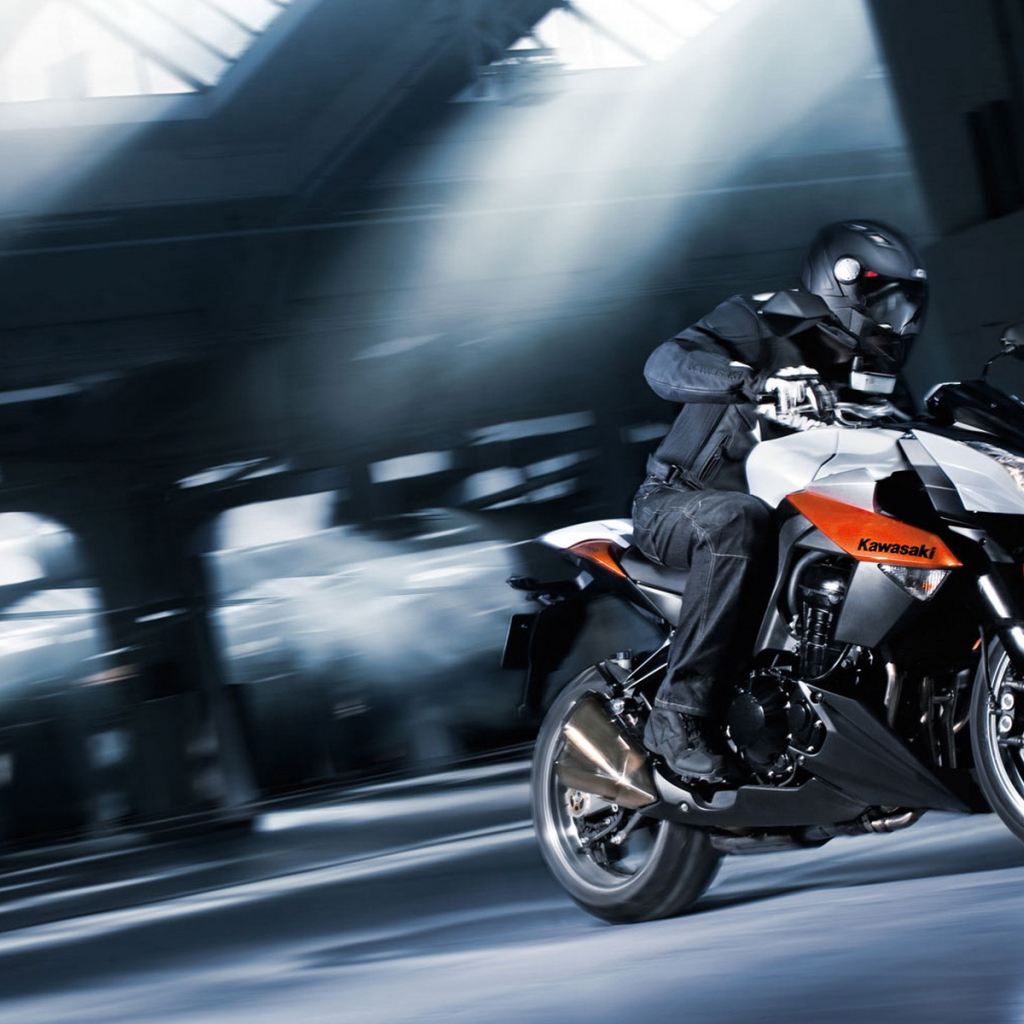 Кавасаки Z 1000