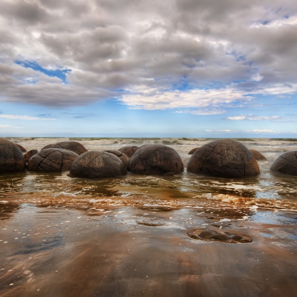 Круглые камни