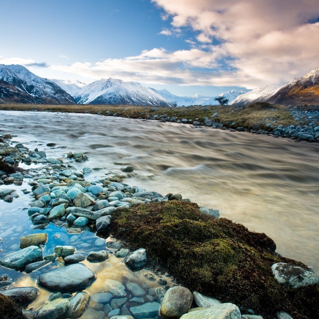 Речка высоко в горах