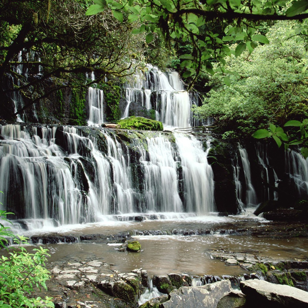 Водопады Parakaunui Новая Зеландия