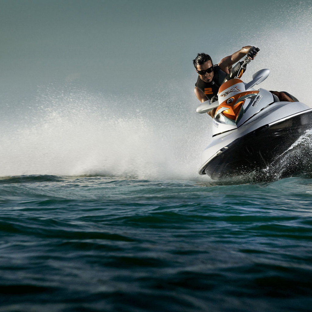 Прогулки на гидроцикле