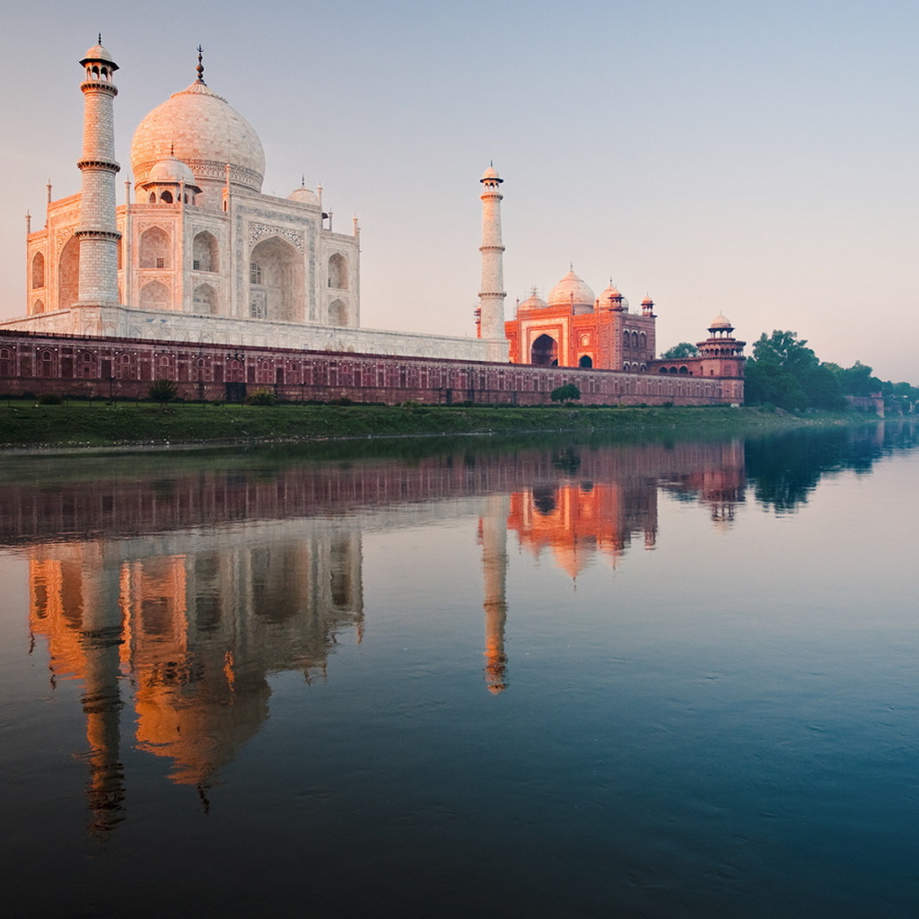 чудо света Тадж Махал