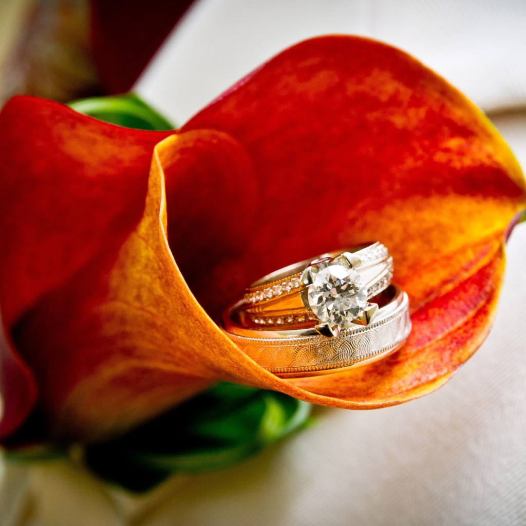 Кольца в цветке