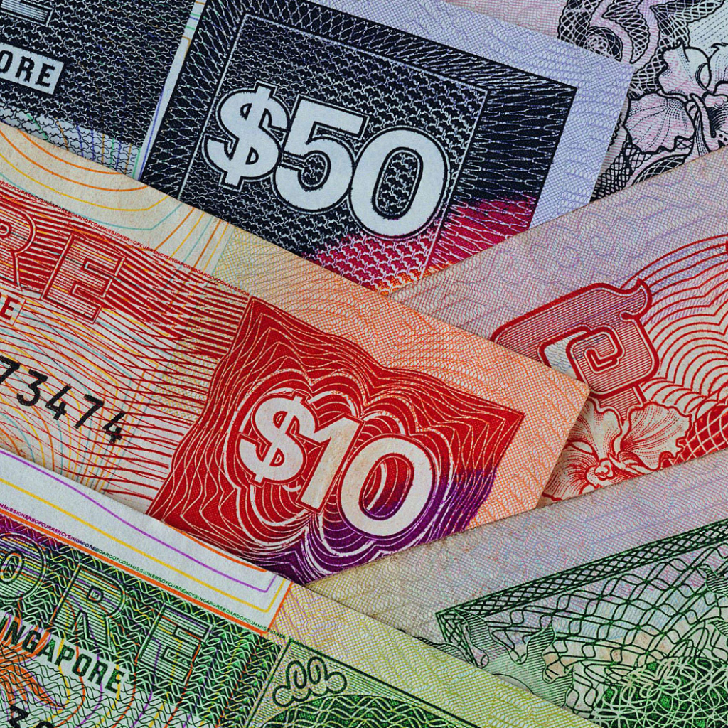 Сингапурские доллары