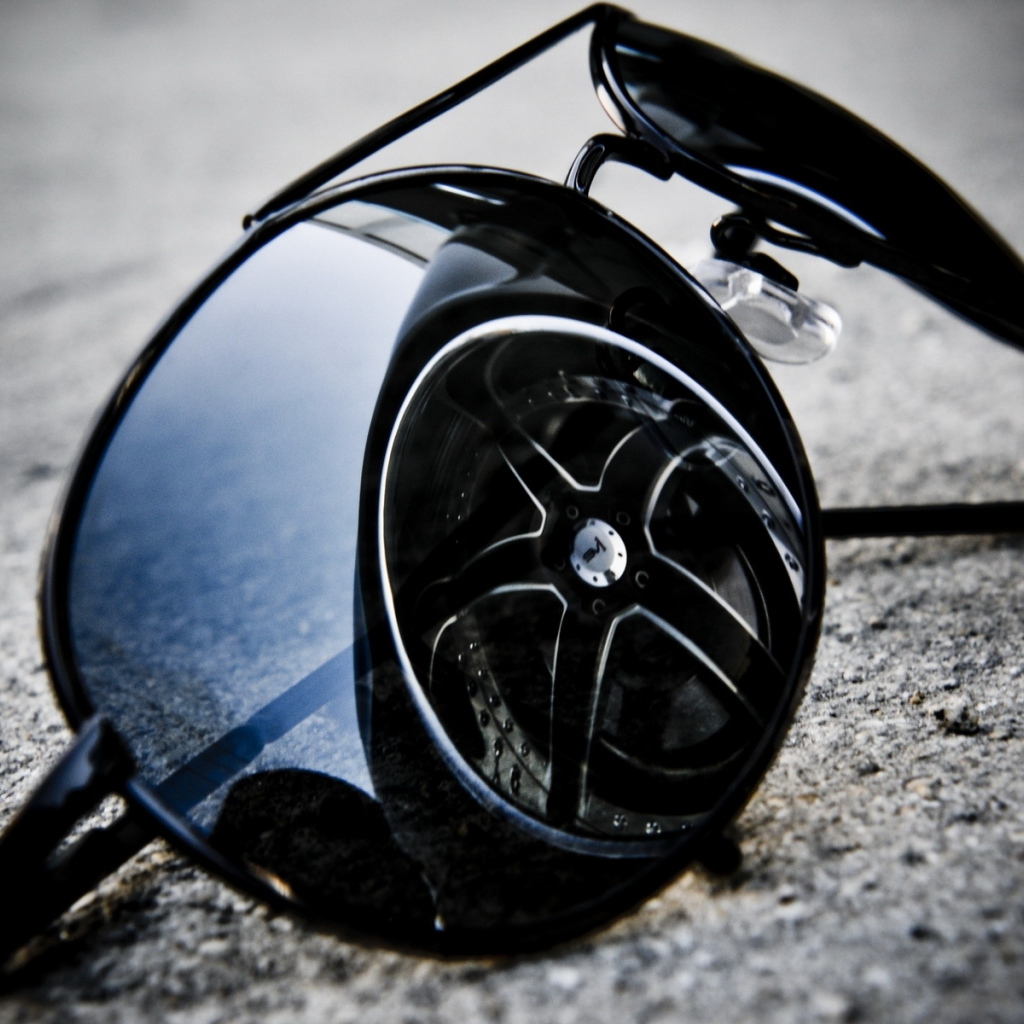 Солнцезащитные очки