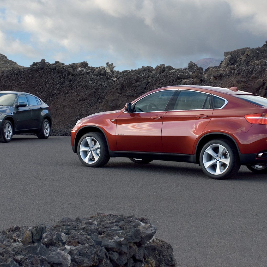 BMW X6, две машины