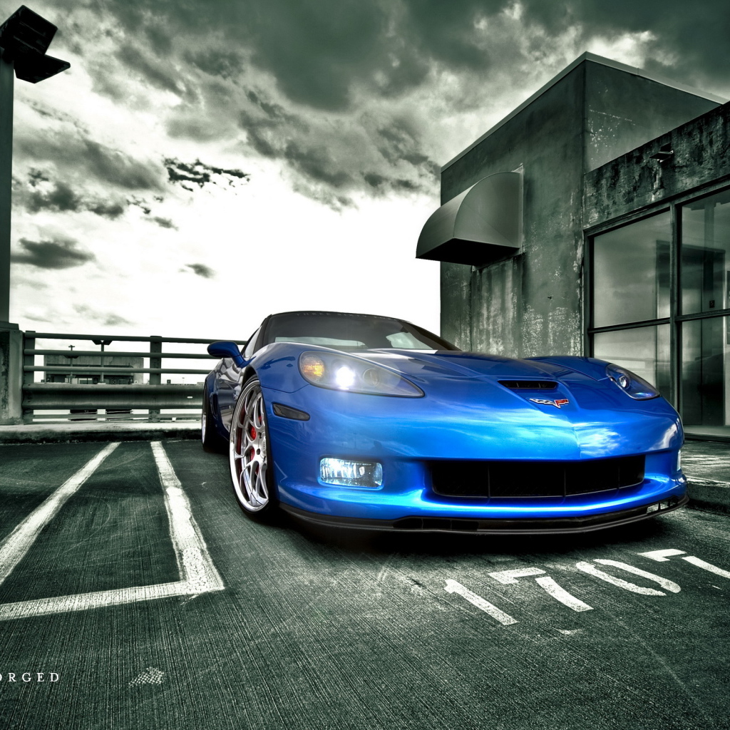 голубой Chevrolet-Corvette-Z06