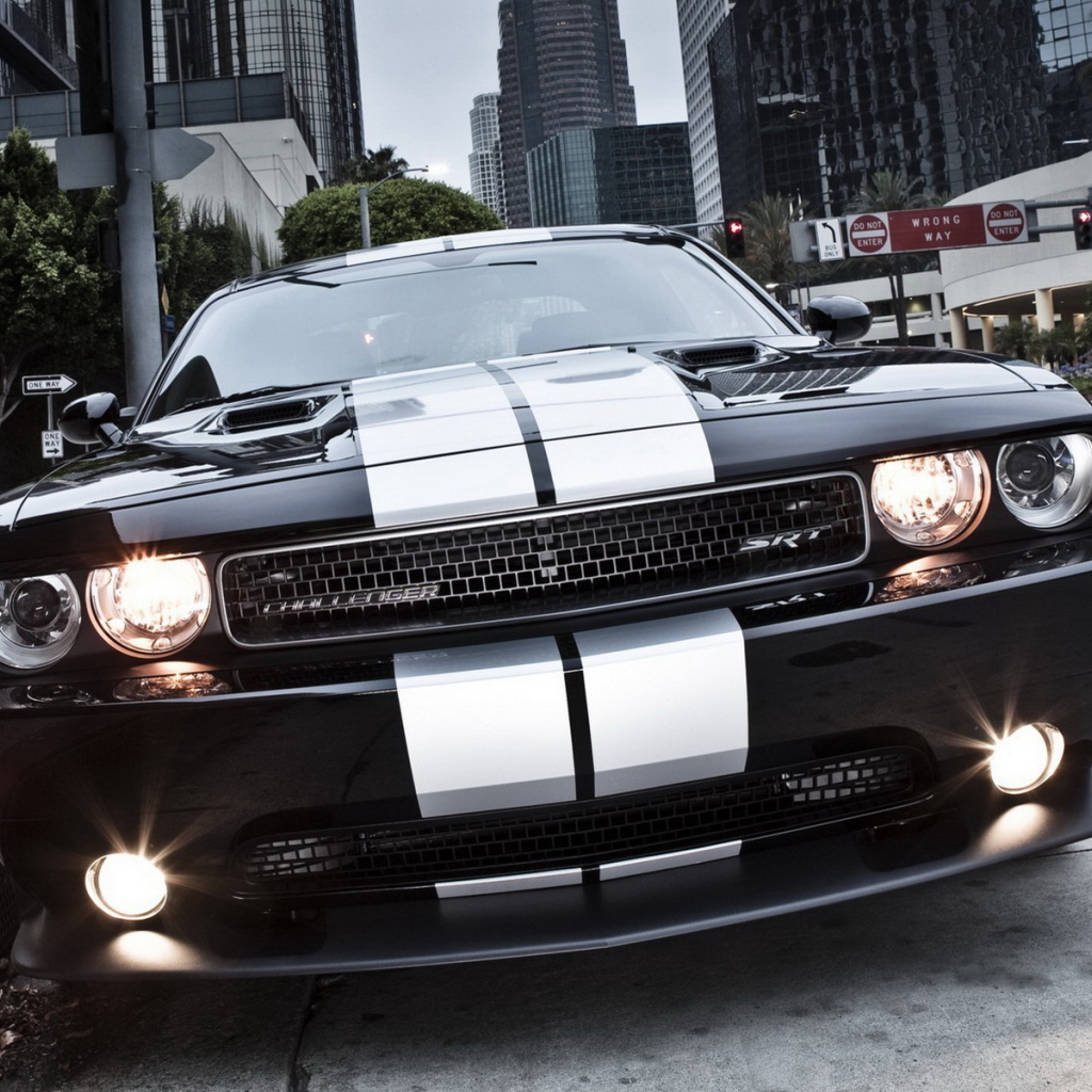 Dodge Challenger SRT8