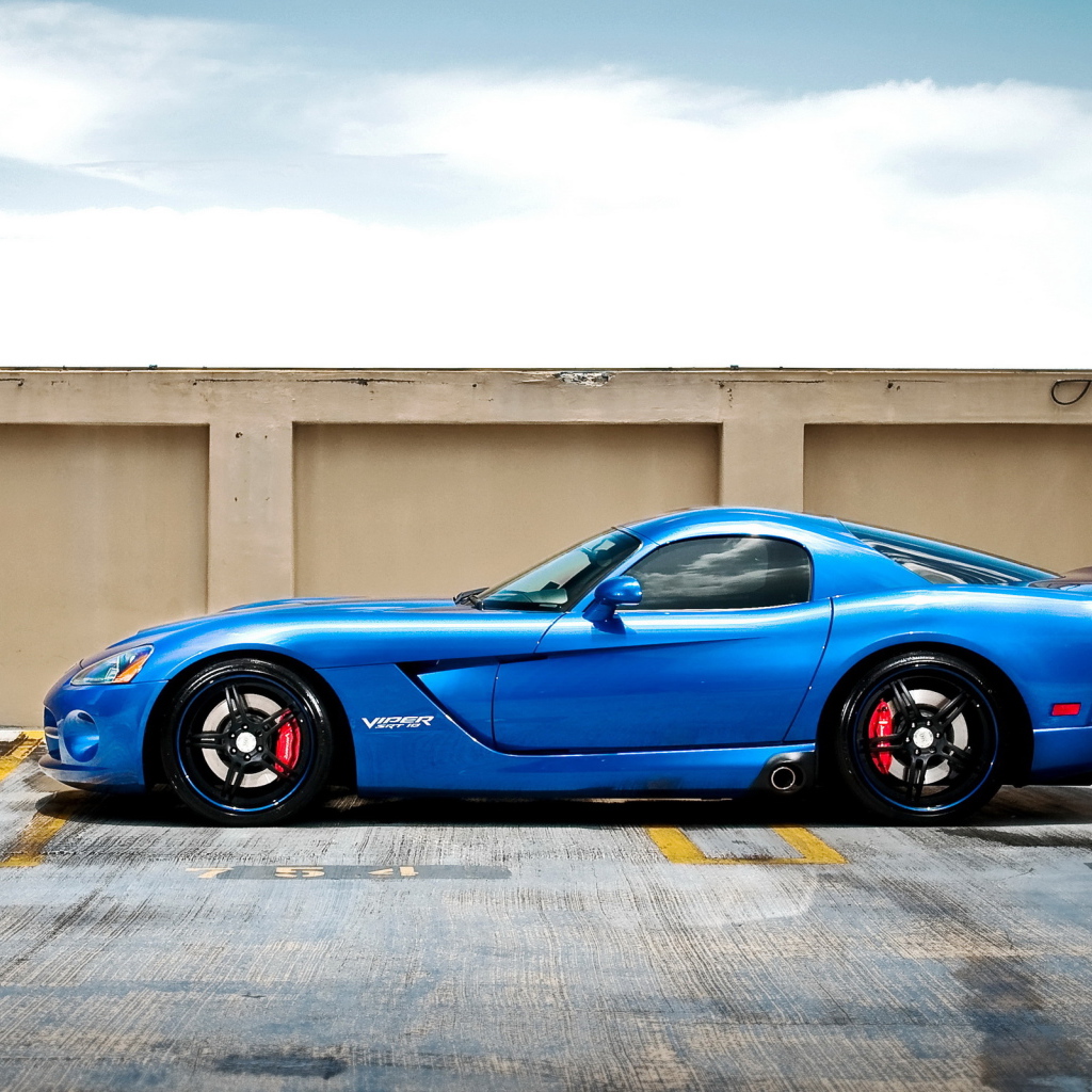 blue Dodge Viper