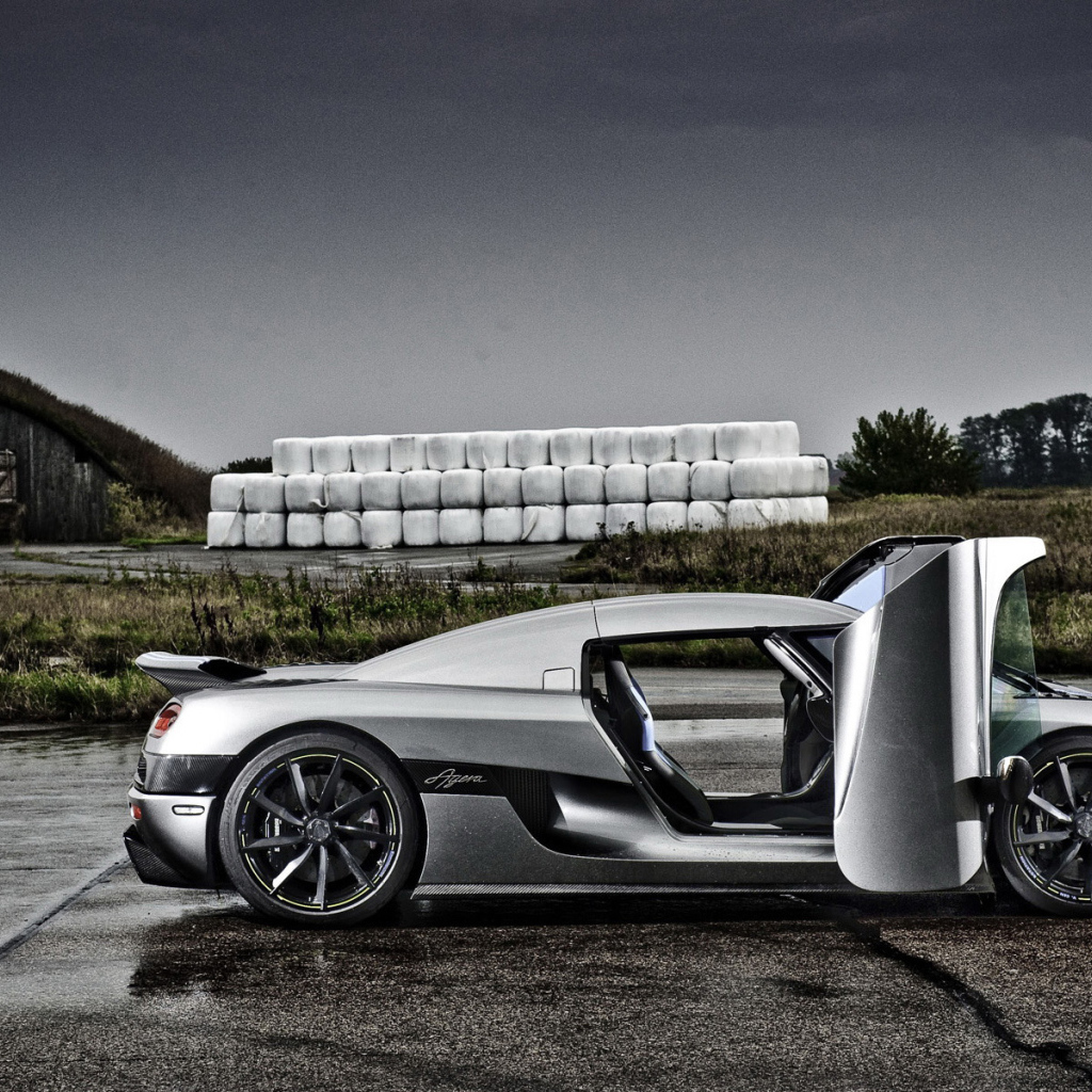 2011-Koenigsegg-Agera