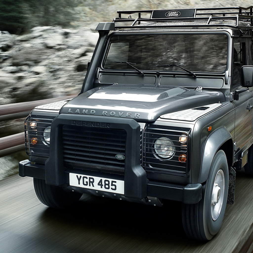 Land Rover Defender 90
