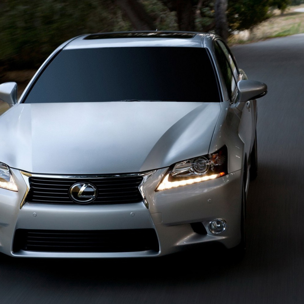 новый Lexus-GS 350