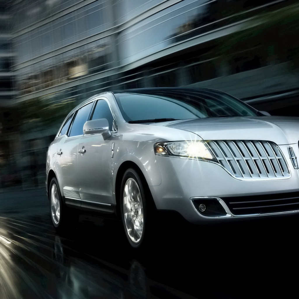 2011-Lincoln-MKT