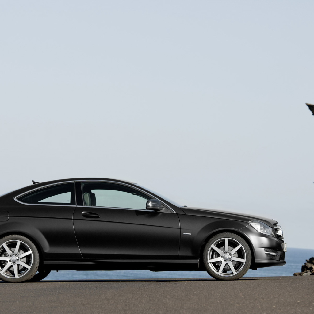 2012-Mercedes-Benz-C-Class