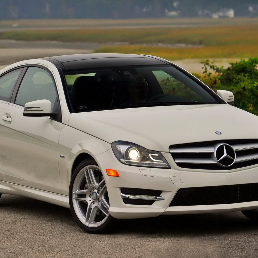 Mercedes-Benz-C-Class Coupe