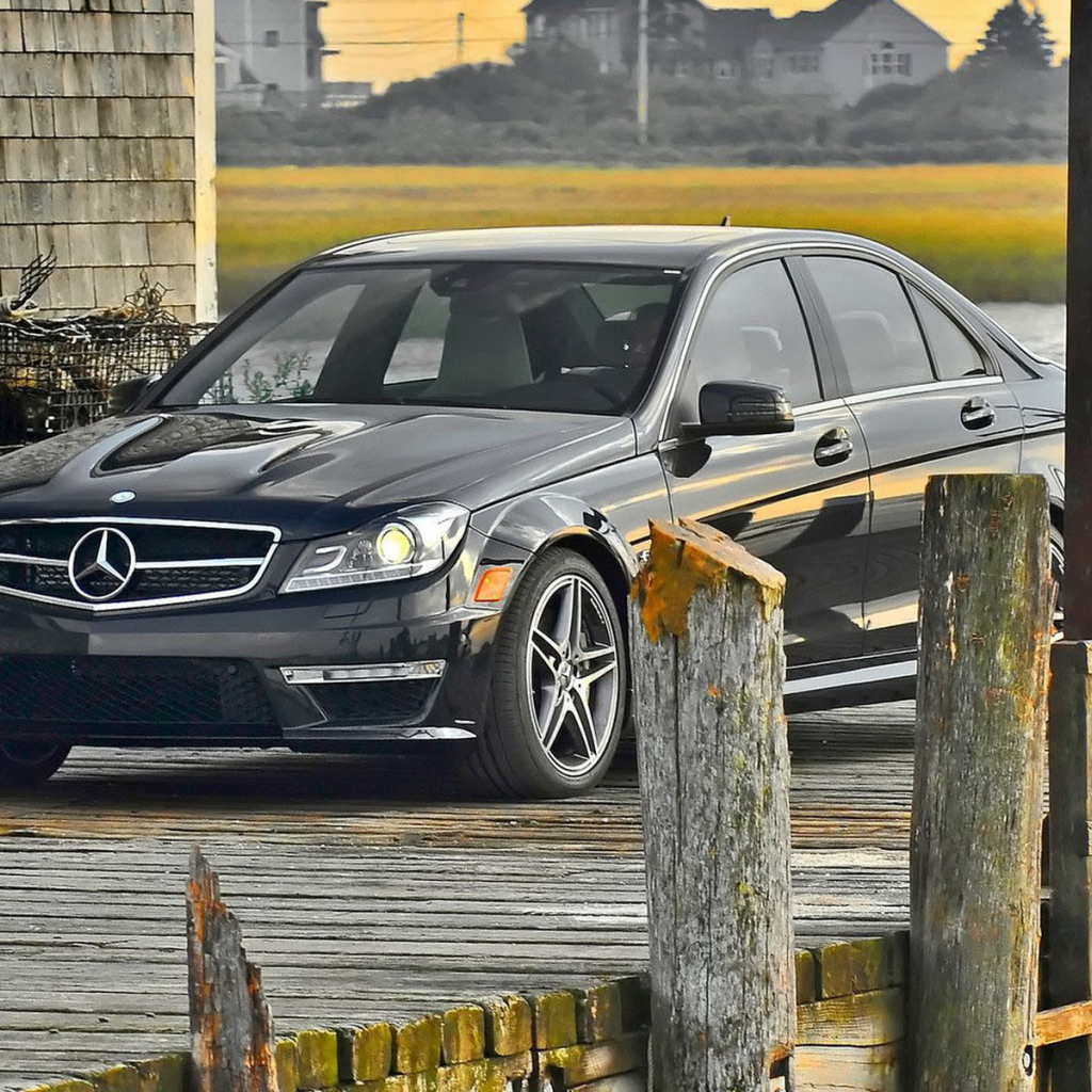 Mercedes-Benz-C63 AMG