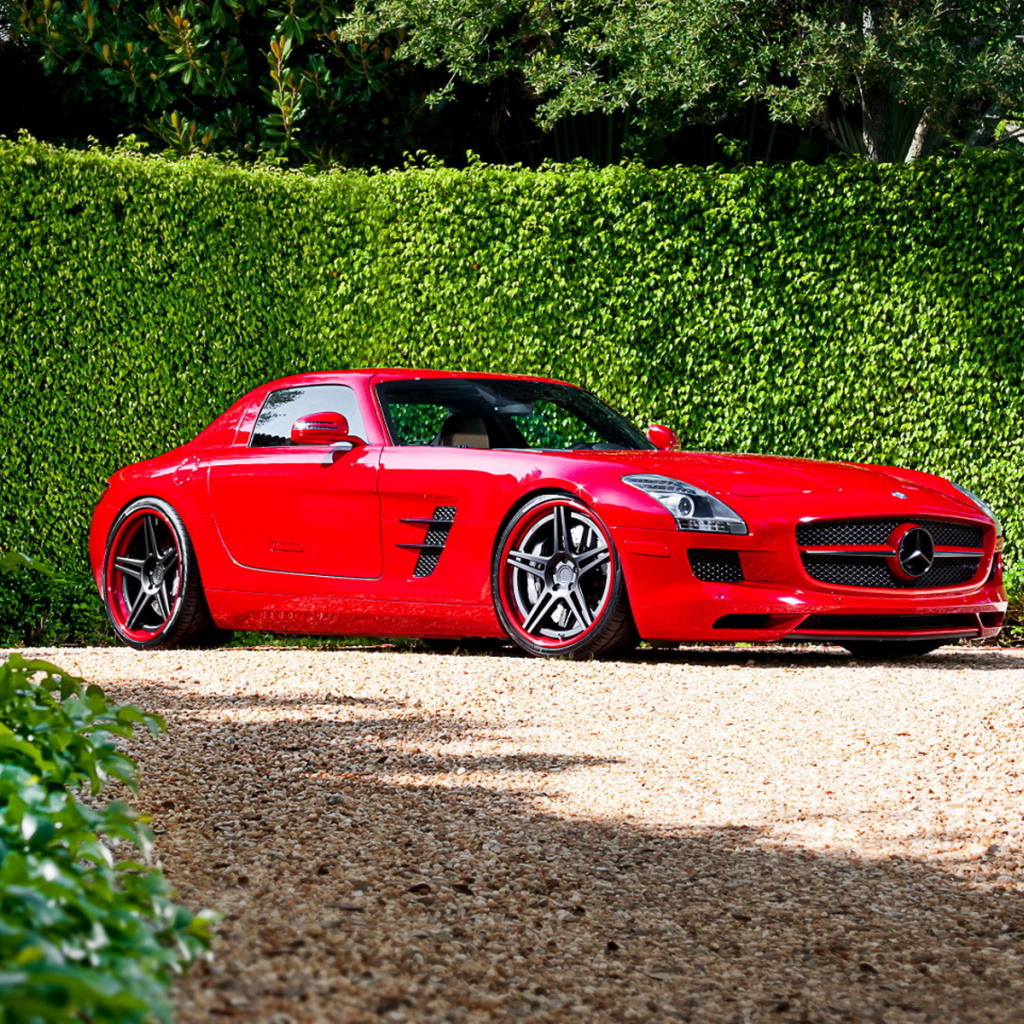 Mercedes Benz SLS