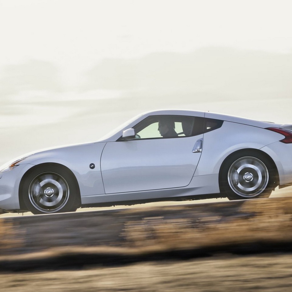 Nissan-370Z 2011