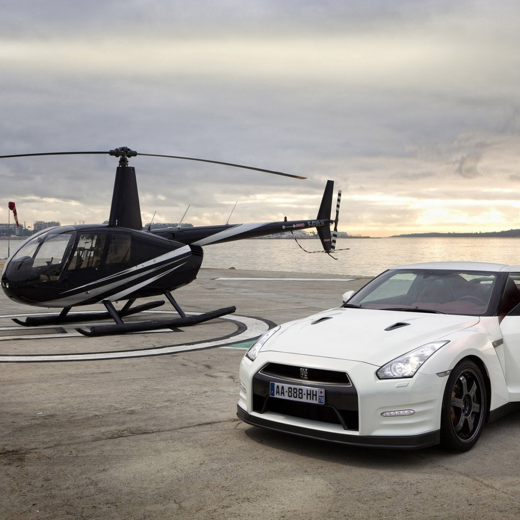 white Nissan-GT-R