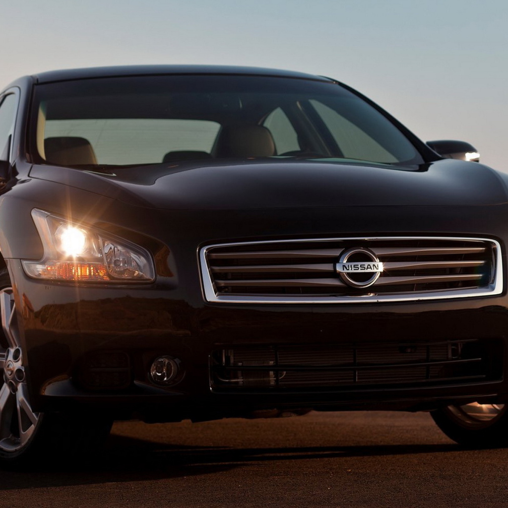 Nissan-Maxima