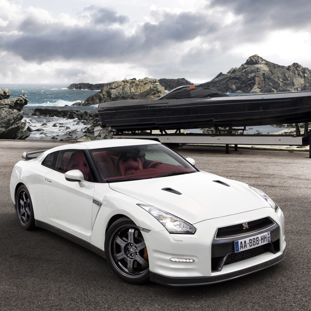 Nissan GT-R