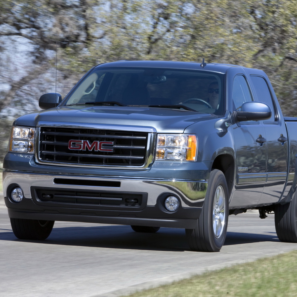 2011-GMC-Sierra-Hybrid