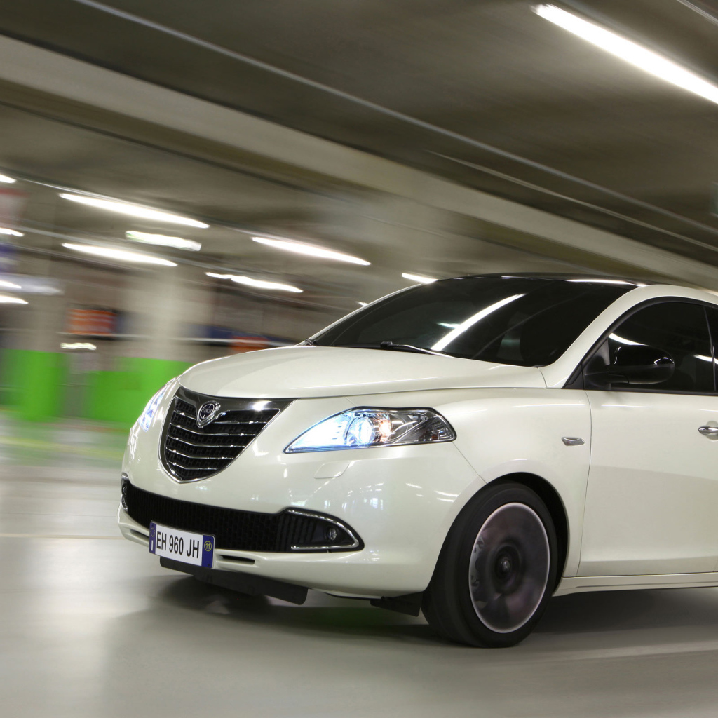 Lancia Ypsilon