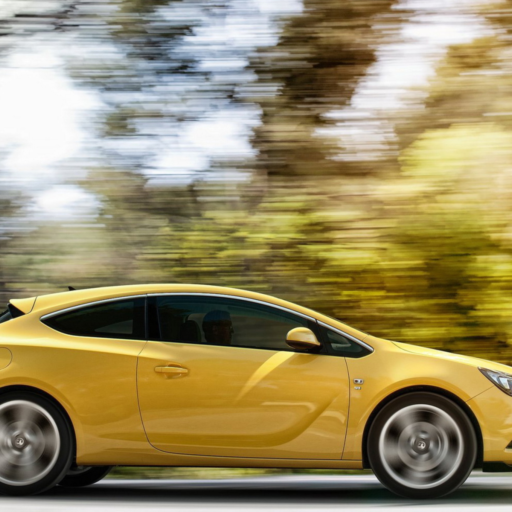 Vauxhall-Astra GTC