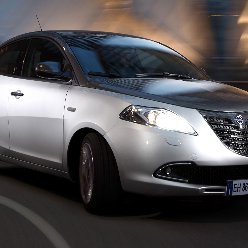 new Lancia Ypsilon