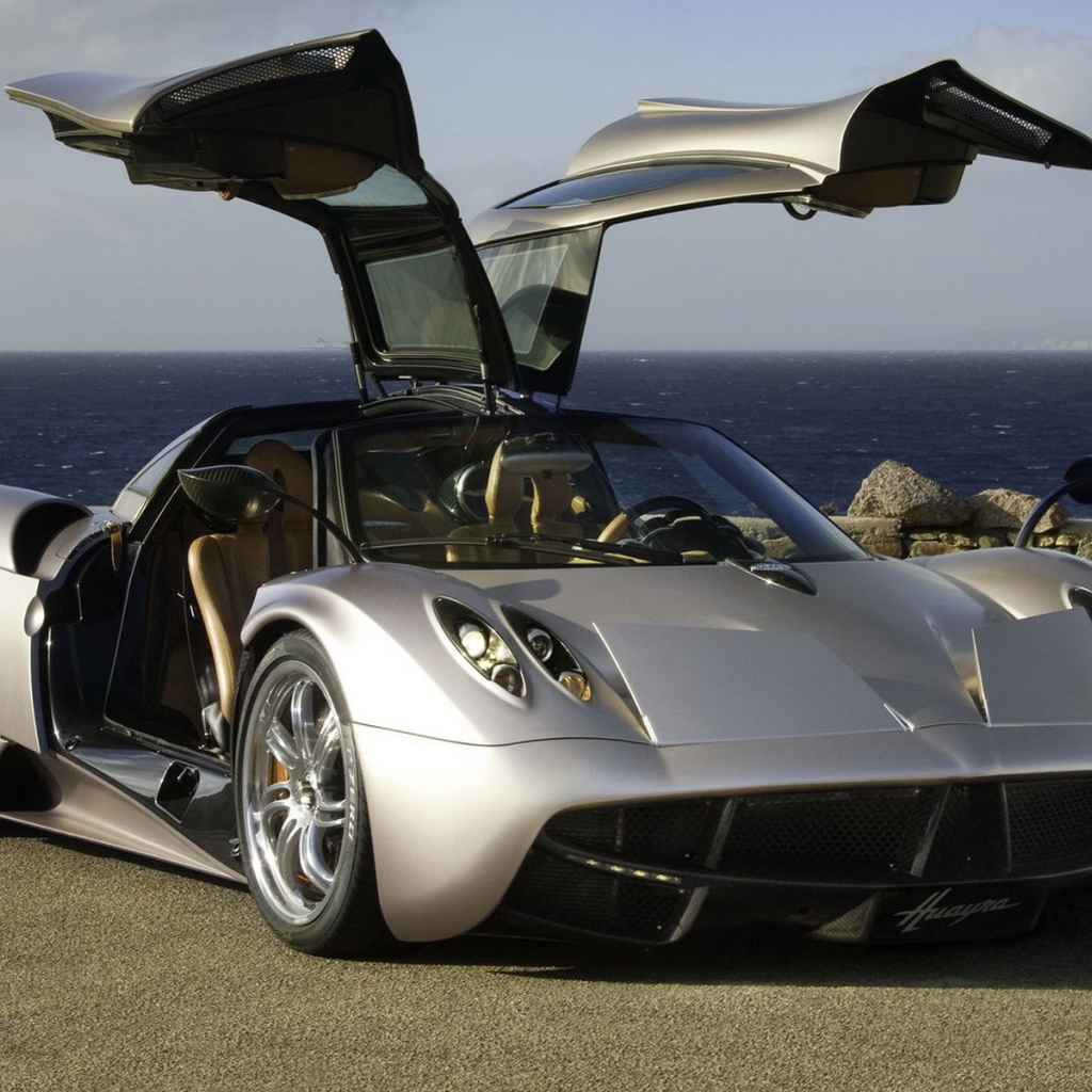 Pagani-Huayra 2012