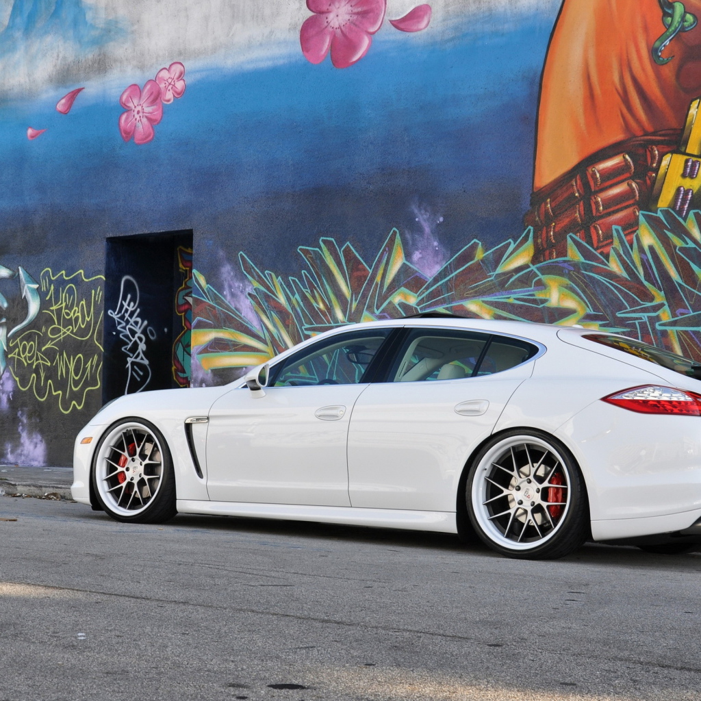 white Porsche Panamera