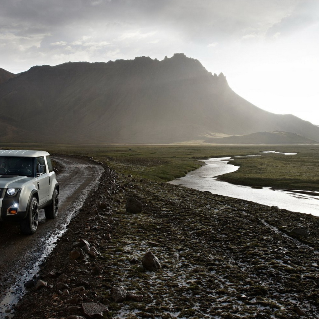 Land Rover-DC100 Concept