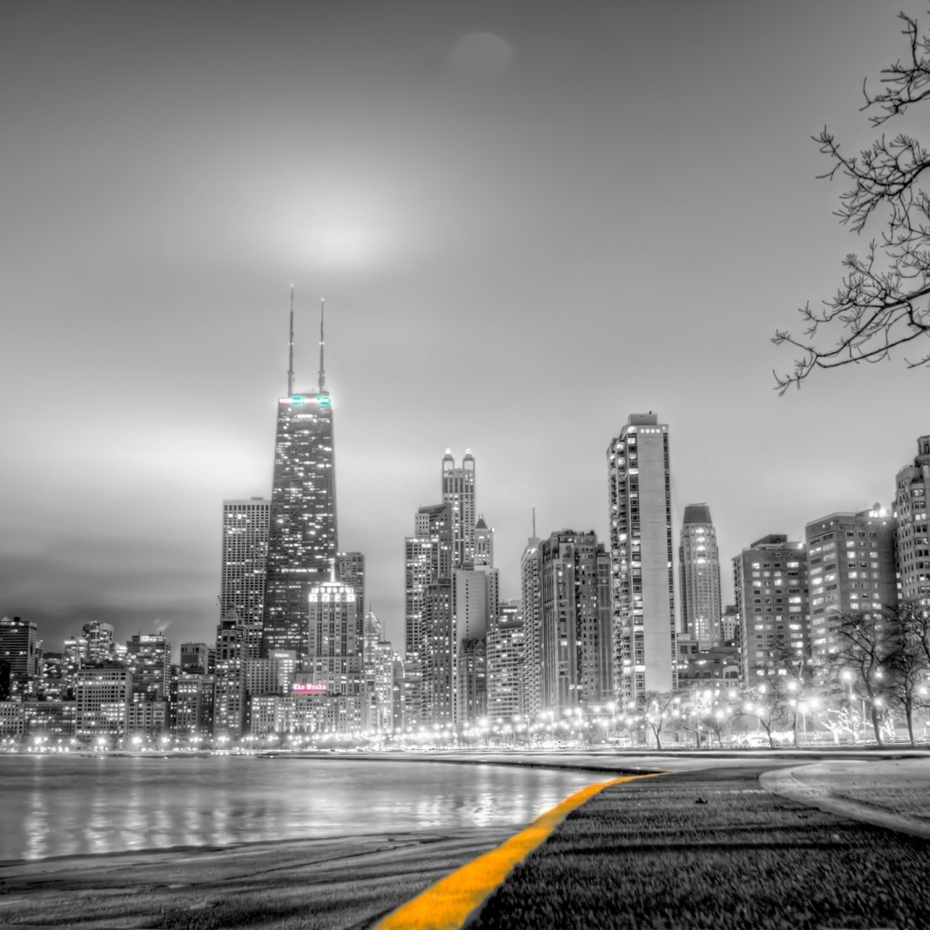 Черно-белый город