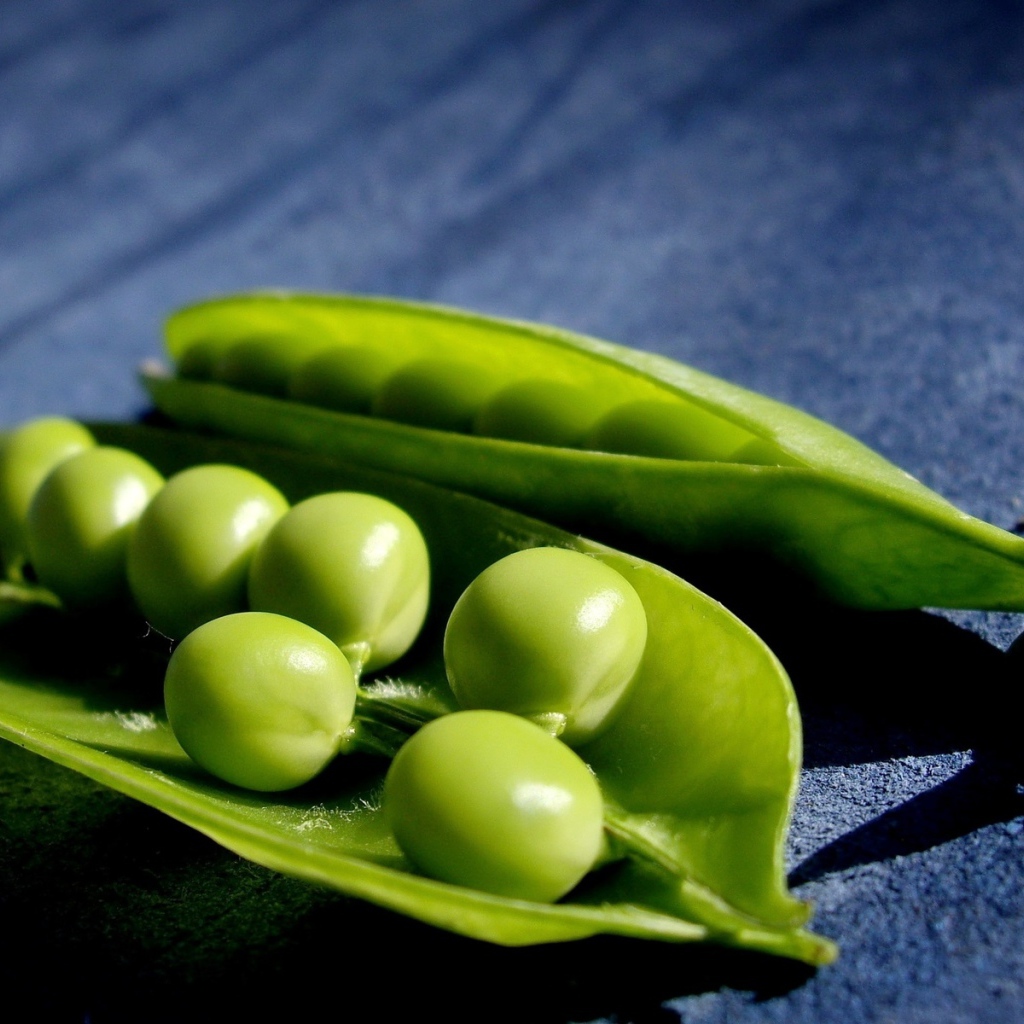Стручки зеленого горошка