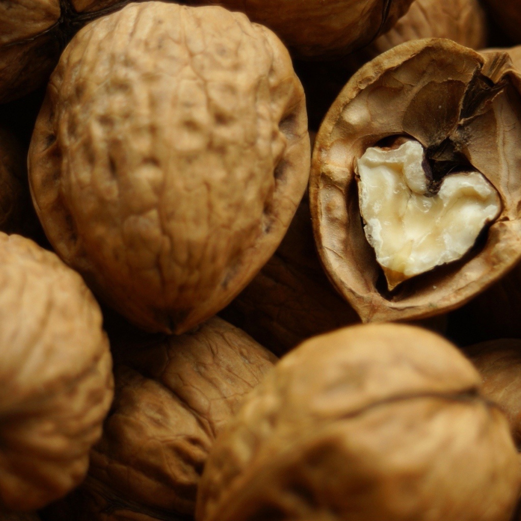 Грецкие орехи