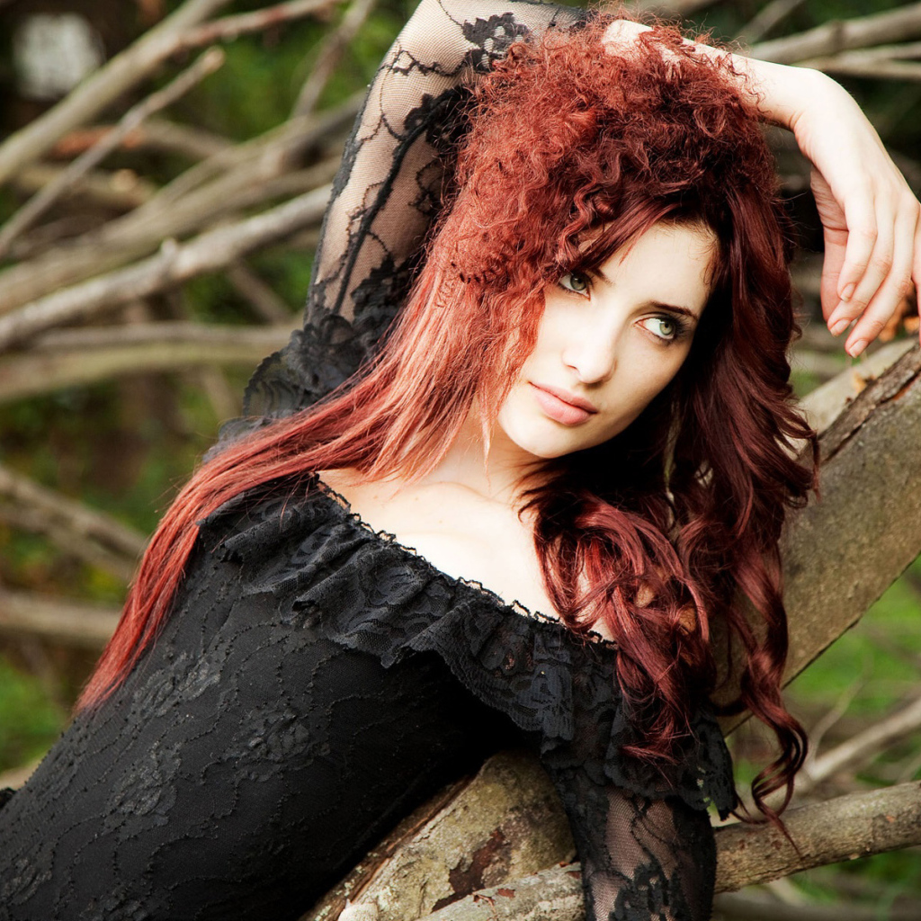 Рыжеволосая Сьюзан Кофи